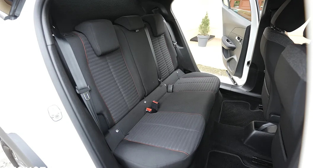 Peugeot 2008 cena 65928 przebieg: 190000, rok produkcji 2021 z Gdynia małe 704